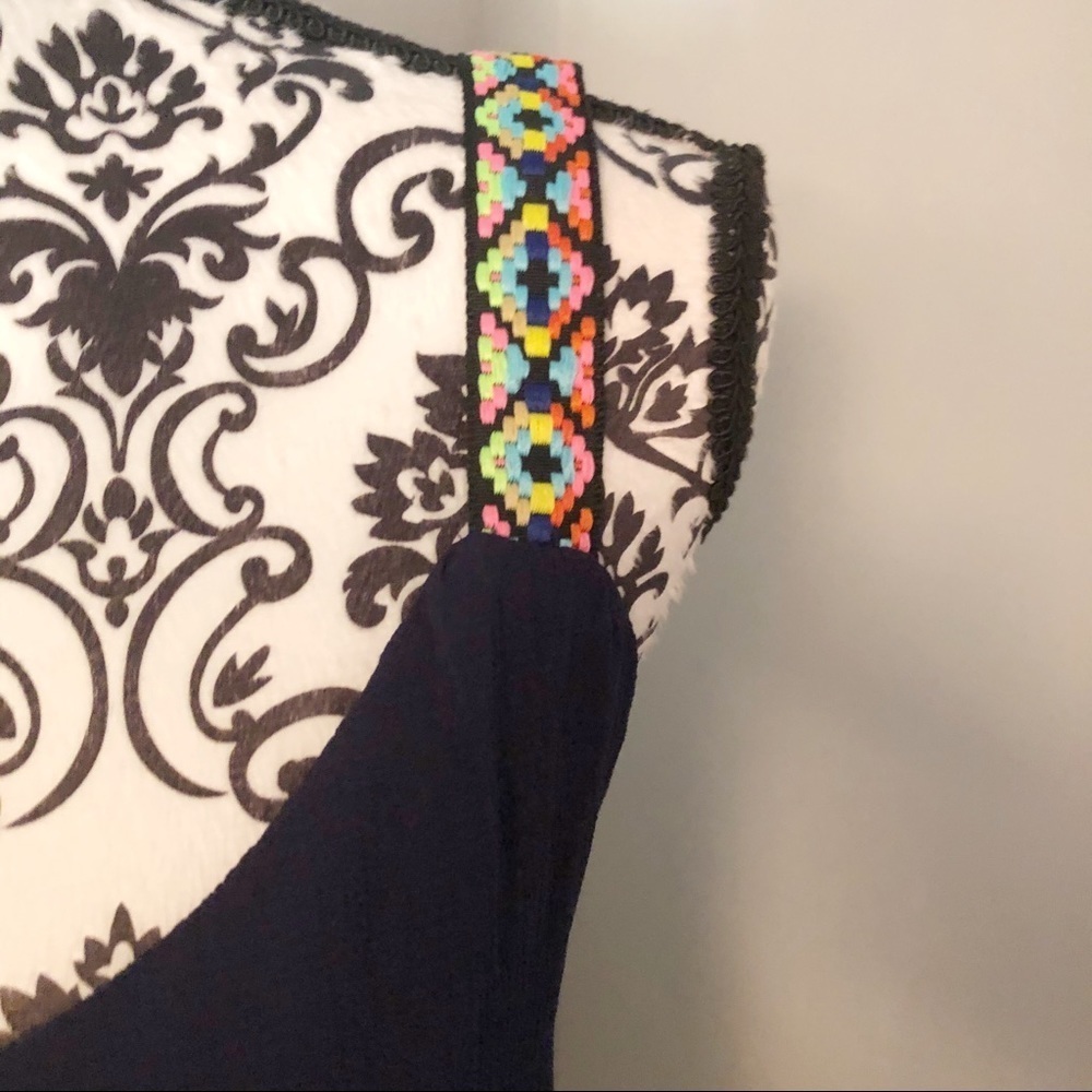Leshop Tribal Print Strap Dress NWOT - Picture 3 of 5